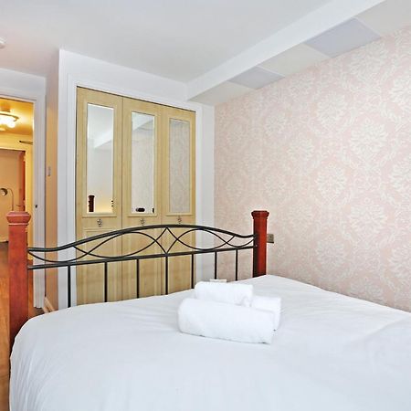 Altido 2Br Apartment With Free Parking, Near The Royal Mile Edinburg Exteriör bild