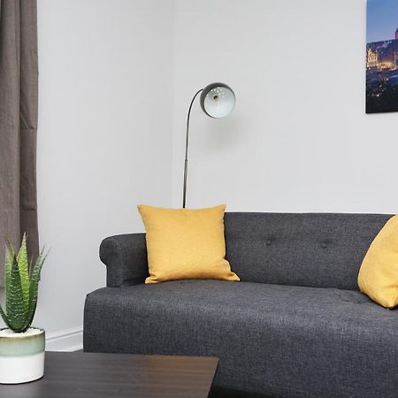 Altido 2Br Apartment With Free Parking, Near The Royal Mile Edinburg Exteriör bild