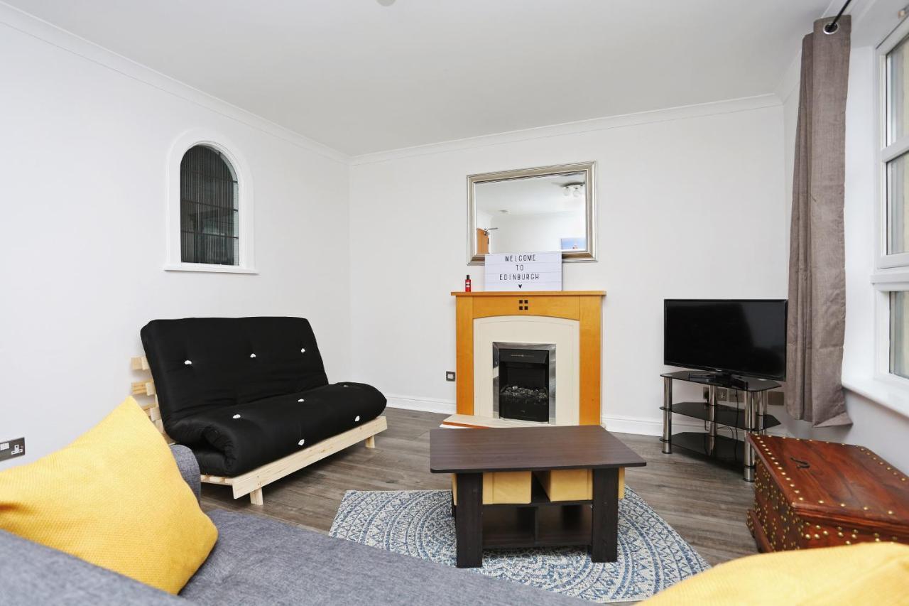 Altido 2Br Apartment With Free Parking, Near The Royal Mile Edinburg Exteriör bild